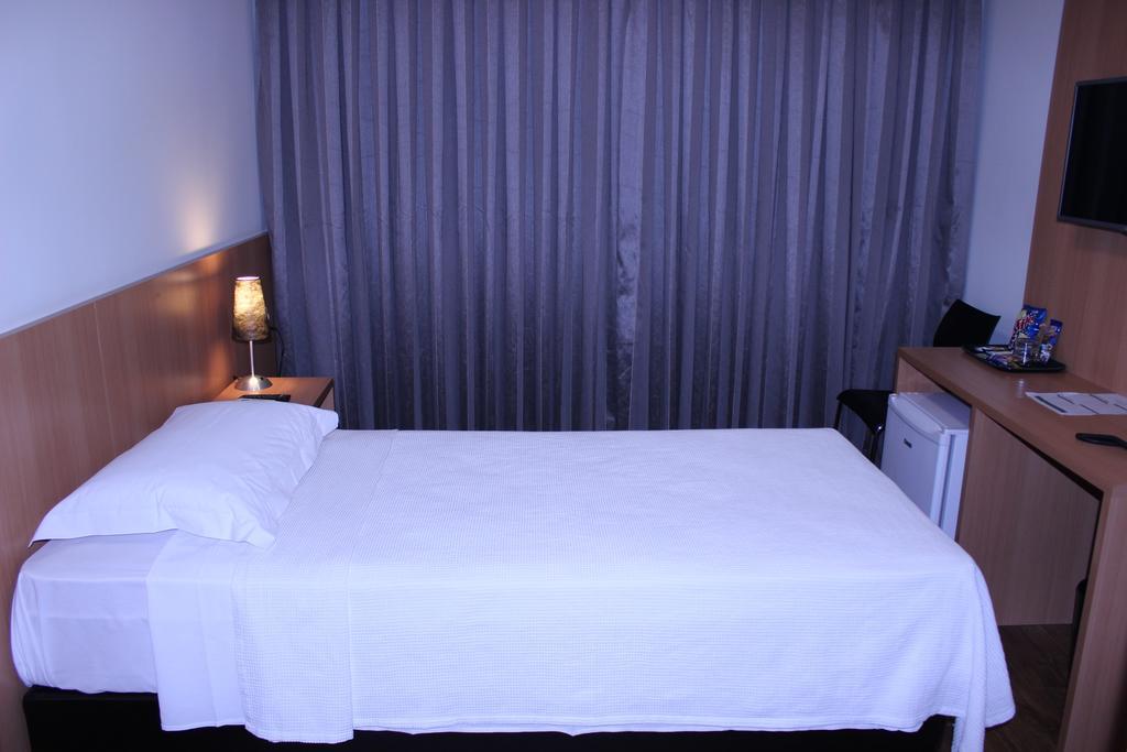 Vertentes Suites Hotel Консельейру-Лафаети Экстерьер фото